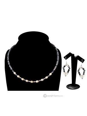 GIOIA  – Set collana e orecchini in ematite galvanizzata argento e perle di fiume, fatto a mano.