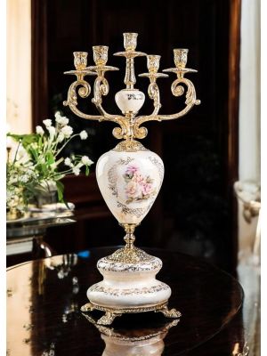 Candelabro 5 fiamme ceramica artistica, decorato con fiori e oro, realizzato a mano.