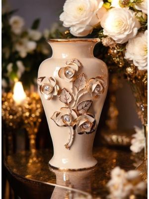 Vaso in ceramica di qualità, decorato con rose, cristalli Swarovski e dettagli oro, fatto a mano.