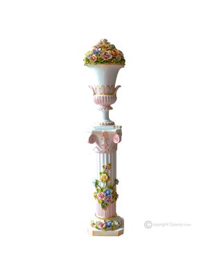 Vaso con colonna in ceramica artistica, decorati con rose, cristalli Swarovski e dettagli dorati.