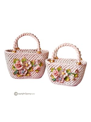 Centrotavola, set 2 borse in ceramica pregiata, impreziositi con fiori e dettagli in oro, fatti a mano.