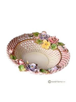 Cesto in ceramica artistica in stile barocco, con decorazioni floreali e dettagli in oro, fatto a mano
