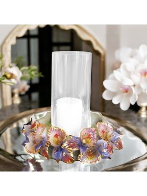 Candeliere in ceramica artistica, decorato con fiori e dettagli dorati, fatto a mano.