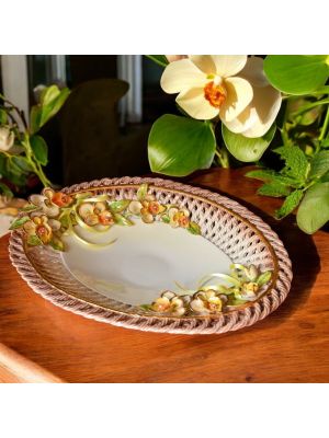 Cesto ovale in ceramica artistica, decorato con orchiedee e dettagli in oro, fatto a mano