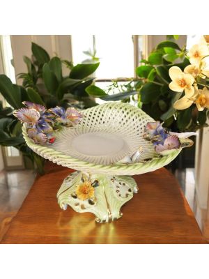 Alzata ovale, centrotavola in ceramica artistica, decorata con fiori e dettagli in oro, fatto a mano