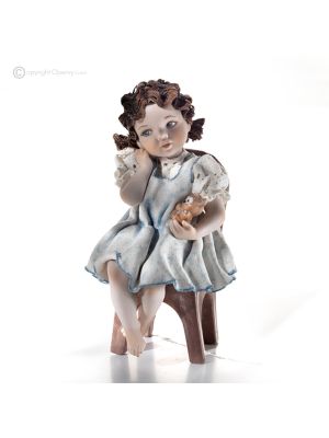NICOLETTA - Capodimonte, statuetta romantica in porcellana fine, un capolavoro.