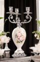 Candelabro 3 fiamme in ceramica di alta qualità, con dettagli floreali ed argento, fatto a mano.