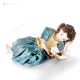 LA BELLA E LA BESTIA Statuetta Capodimonte fiabesca, grazia e arte in porcellana.