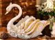 CIGNO Decorazione da tavolo centrotavola ceramica artistica stile Barocco dettaglio oro 24k Made in Italy